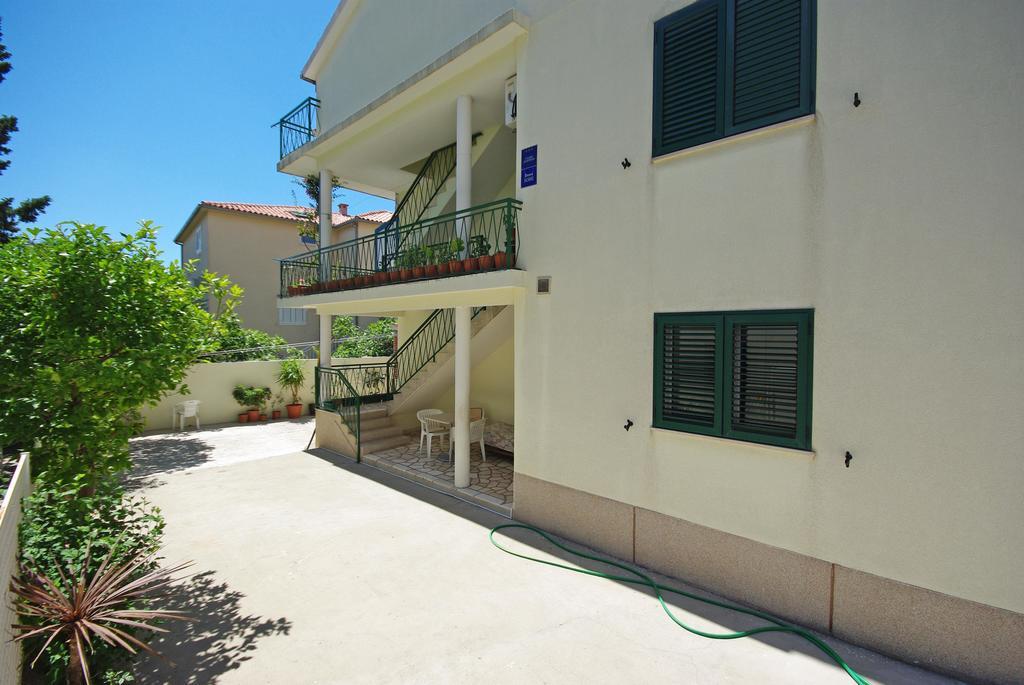Apartments Ribarevic Makarska Bagian luar foto