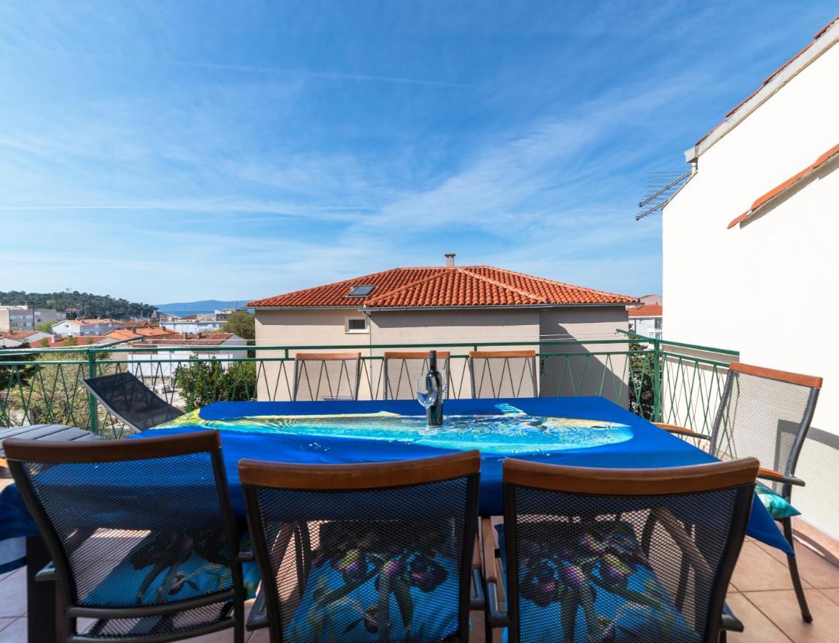 Apartments Ribarevic Makarska Bagian luar foto