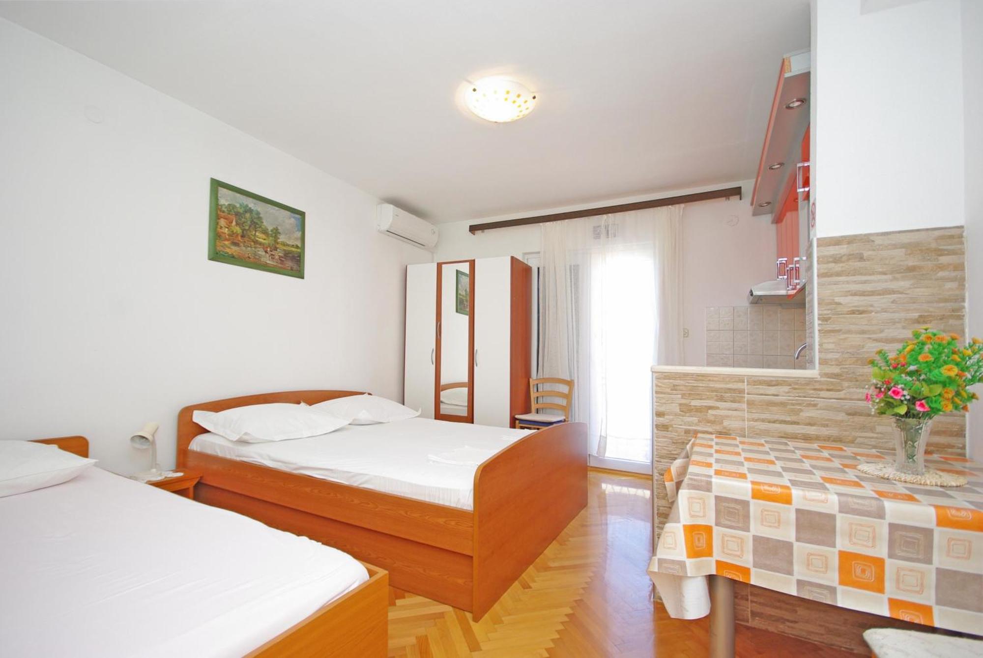 Apartments Ribarevic Makarska Ruang foto