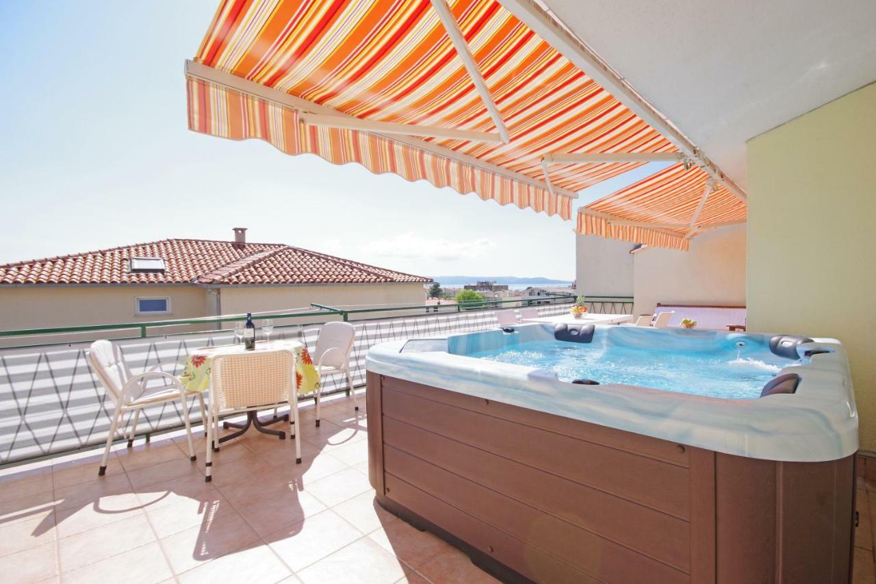 Apartments Ribarevic Makarska Bagian luar foto