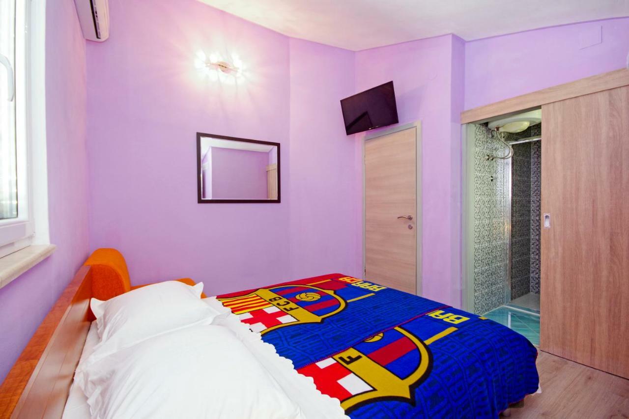 Apartments Ribarevic Makarska Bagian luar foto