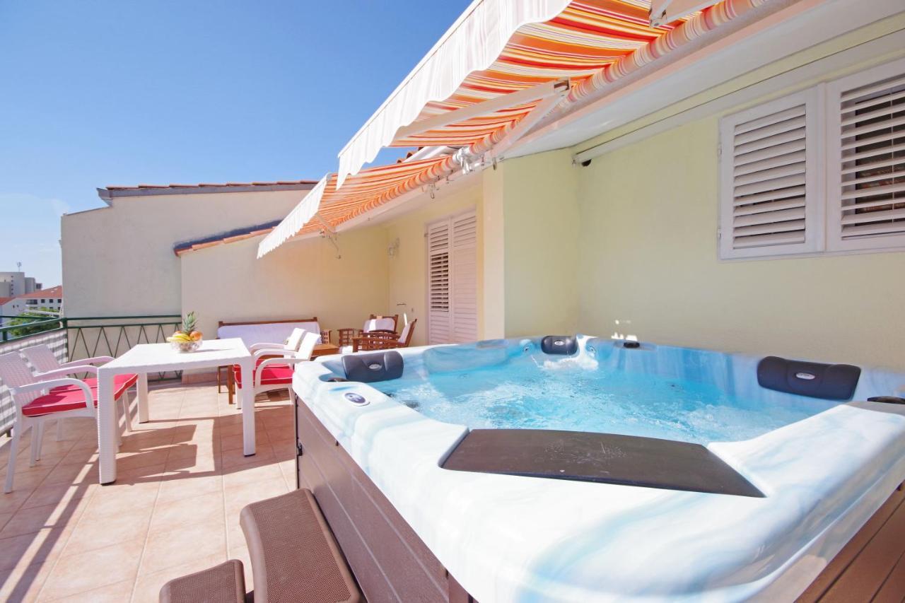 Apartments Ribarevic Makarska Bagian luar foto